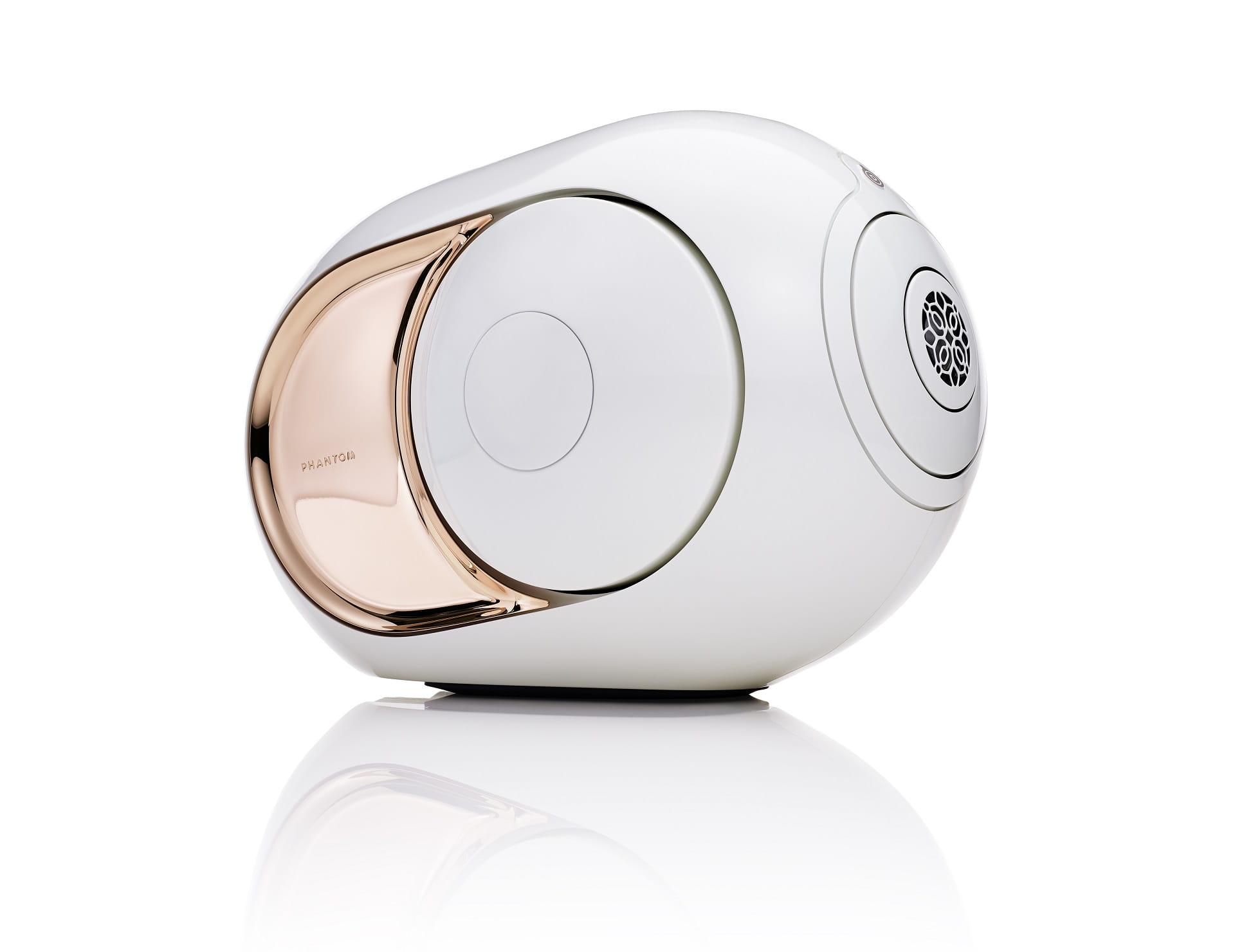 The Devialet Phantom looks good and backs it up with performance