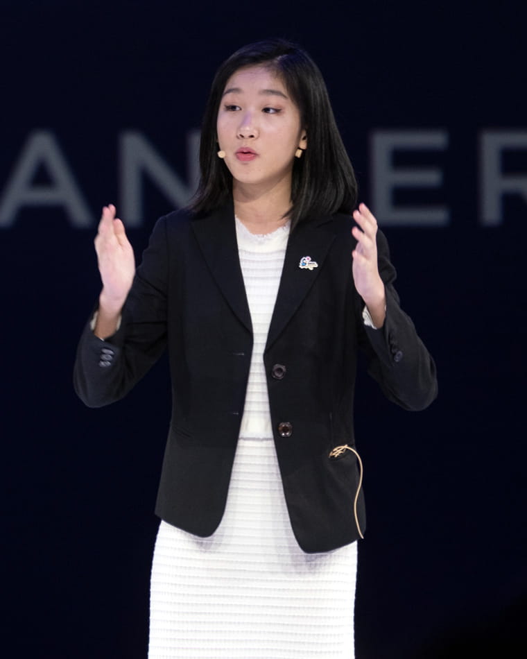 15-year-old CEO Hillary Yip. Image courtesy of Hillary Yip