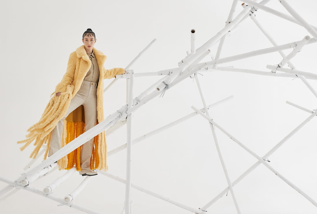 A model poses in Bottega Veneta