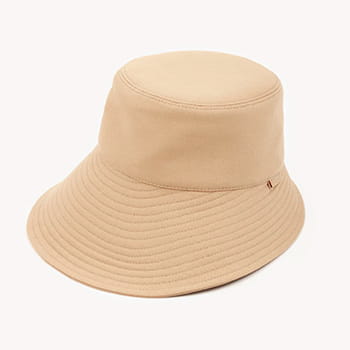Chloé Bob Hat in Sleepy Beige