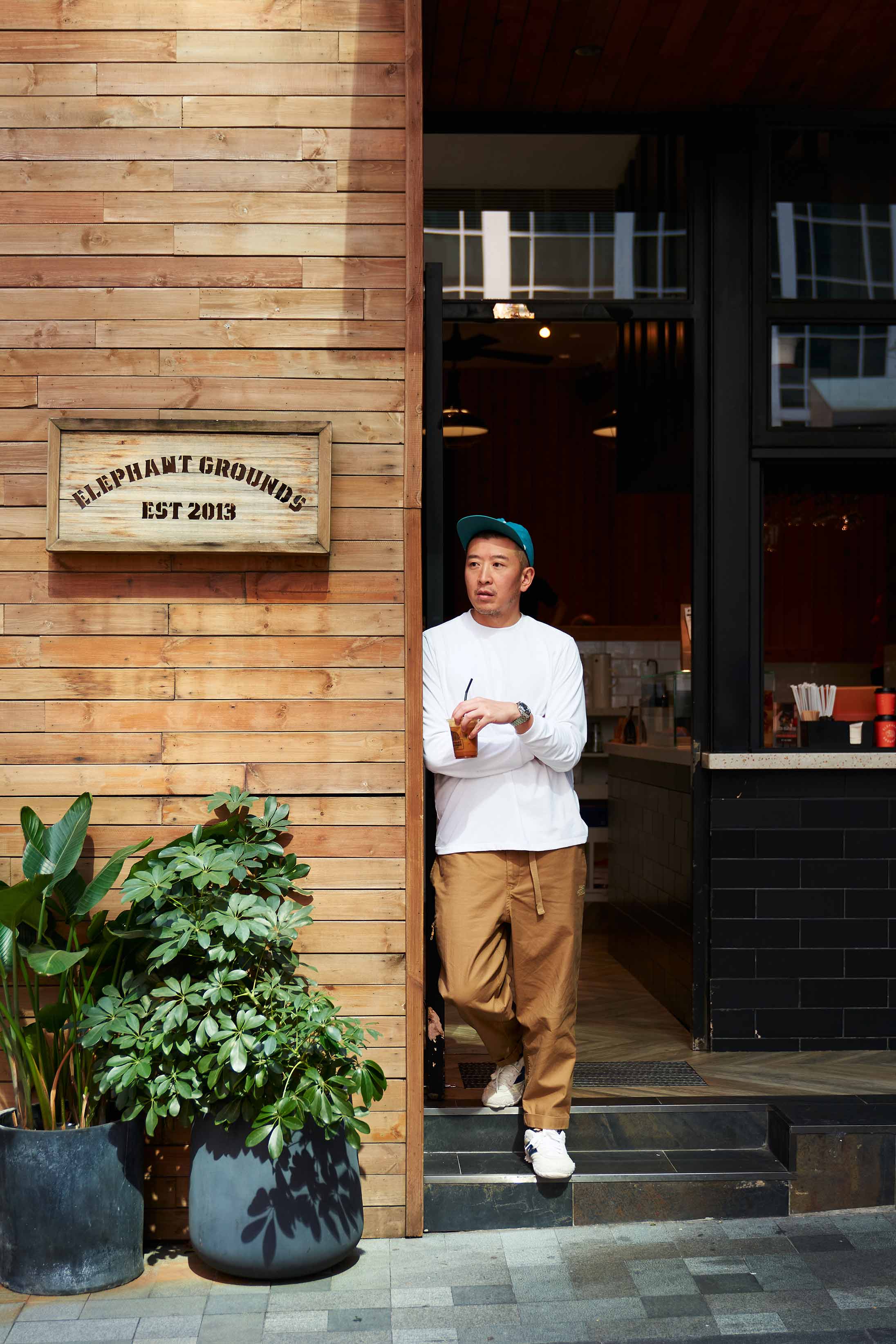 Gerald Li getting his morning cup of coffee at his Elephant Grounds Starstreet shop