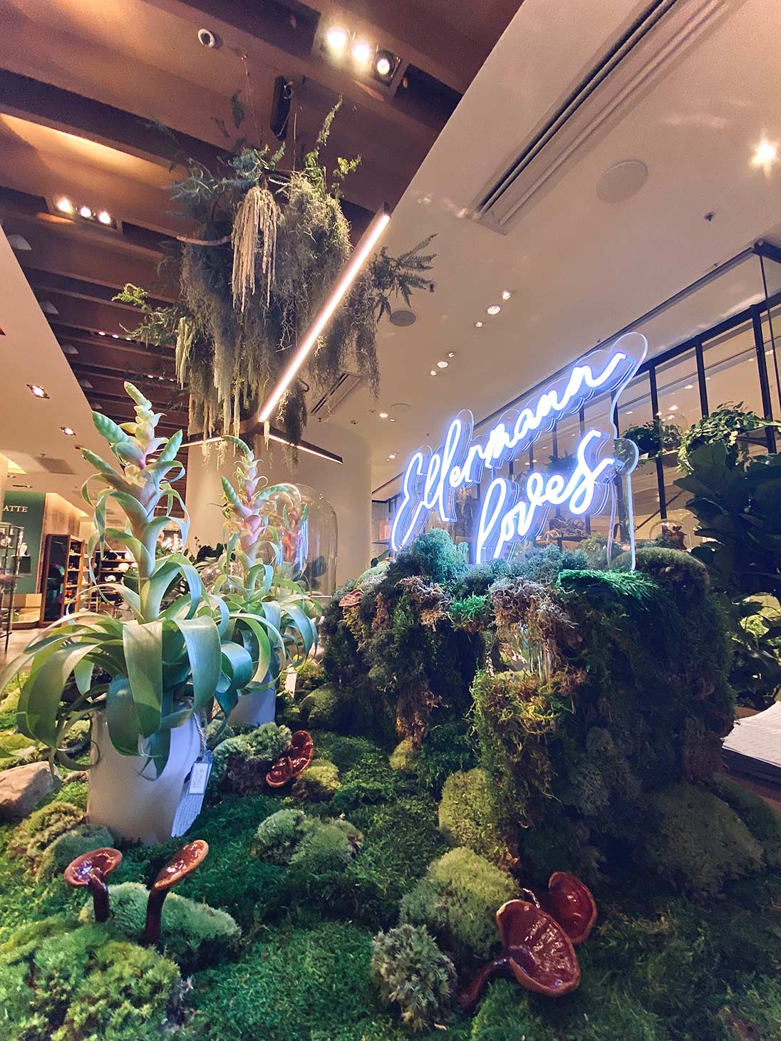  Ellermann Flower Boutique at Pacific Place Hong Kong