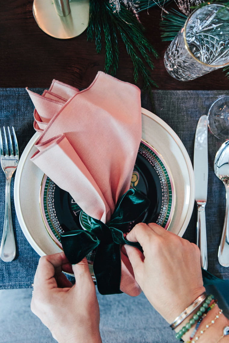 Ribbon makes for chic DIY napkin holders
