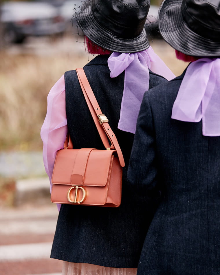 A romantic-style investment handbag