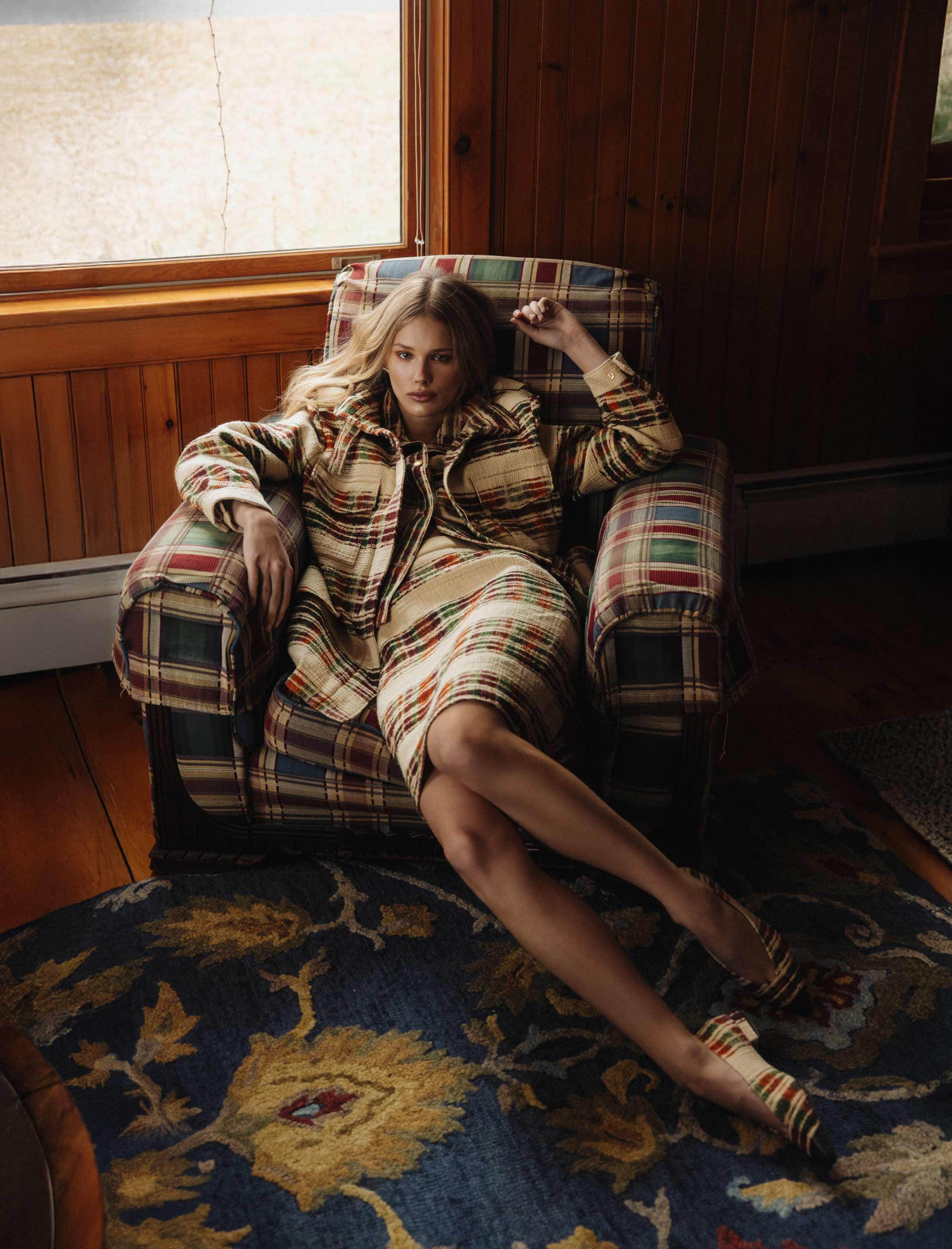 A model poses in Loro Piana